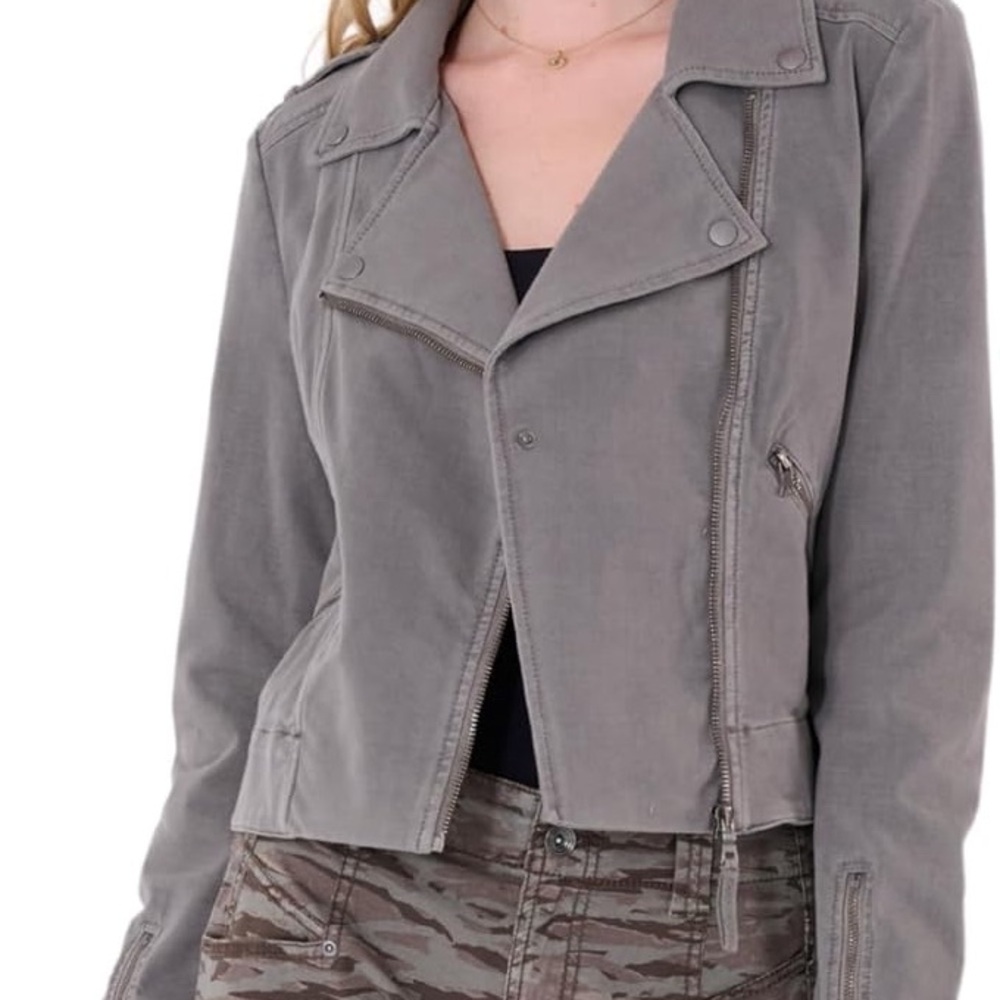 Stylish Women's Gray Leather Jacket